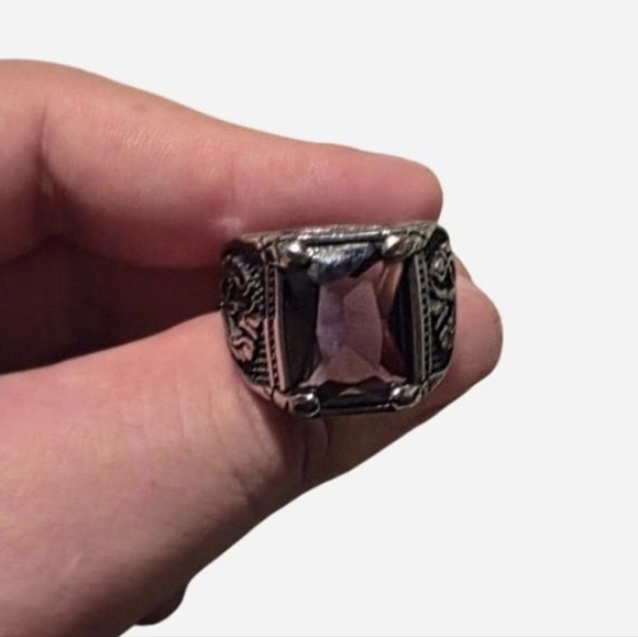 New Stainless Steel Men's Ring With Dark Puple Stone  Statement Ring - Picture 7 of 8